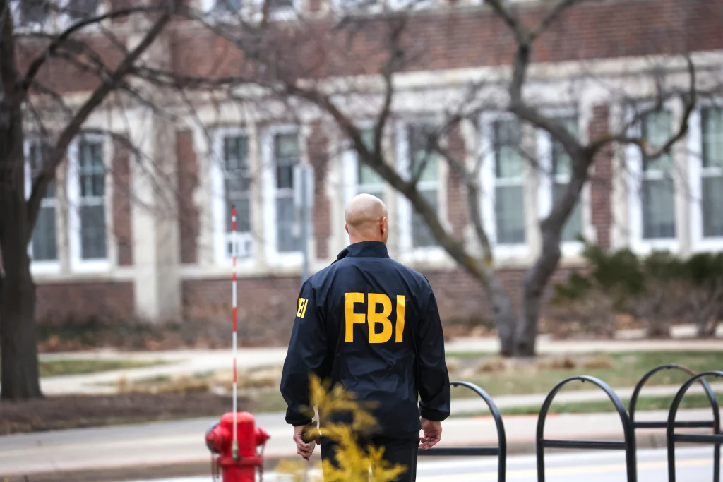 230618-fbi-agent-jm-1549-c7c8ff